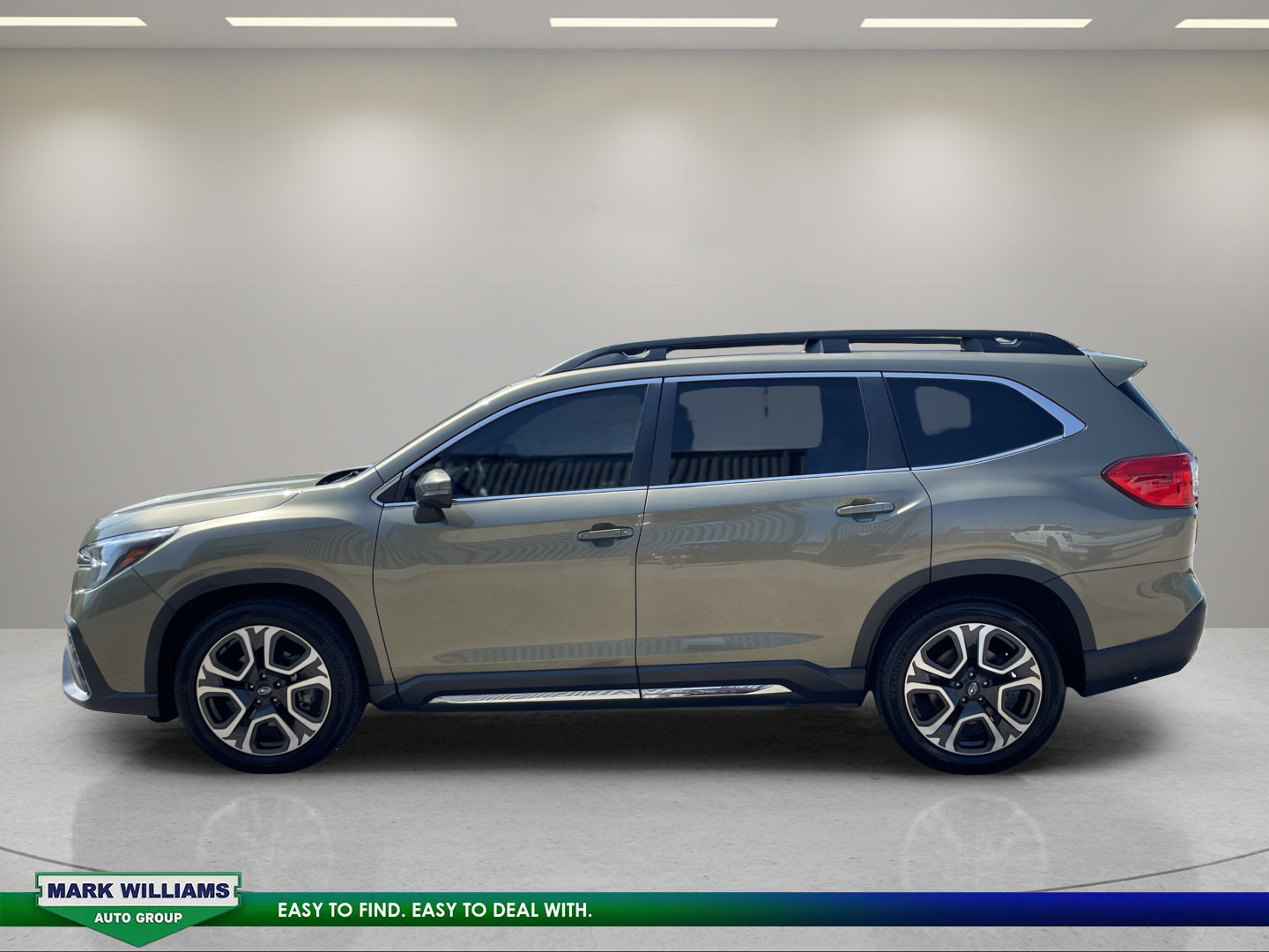 Used 2023 Subaru Ascent Limited AWD/4WD image 4