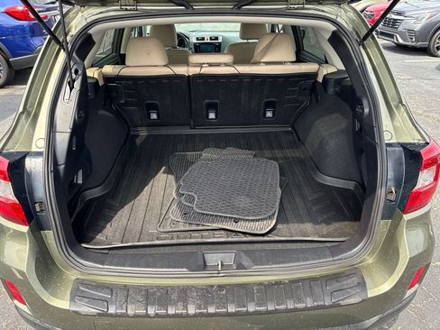 Used 2017 Subaru Outback 2.5i Limited AWD/4WD image 24