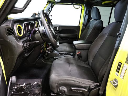 Used 2023 Jeep Wrangler Willys image 21