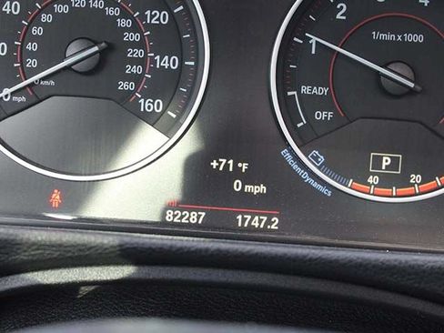 Used 2018 BMW 330i xDrive Sedan AWD/4WD image 10