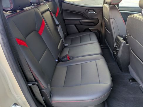 Used 2023 Chevrolet Colorado Z71 w/ Z71 Convenience Package 2 image 26