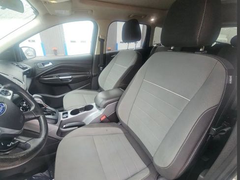 Used 2015 Ford Escape SE AWD/4WD image 5
