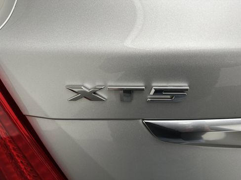 Used 2017 Cadillac XT5 Luxury image 14