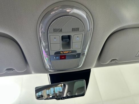 Used 2024 Hyundai Ioniq 5 Limited image 24