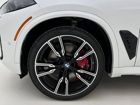New 2026 BMW X5 M60i w/ Executive Package image 16