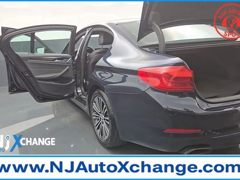 Used 2019 BMW 540i xDrive w/ Convenience Package image 38