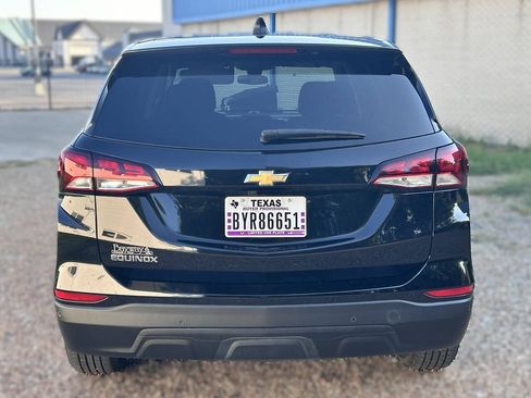 Used 2022 Chevrolet Equinox LS w/ LS Convenience Package FWD image 6