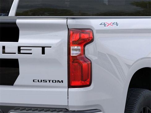 New 2026 Chevrolet Silverado 1500 Custom w/ Rally Edition image 11