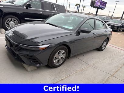 Used 2025 Hyundai Elantra SE
