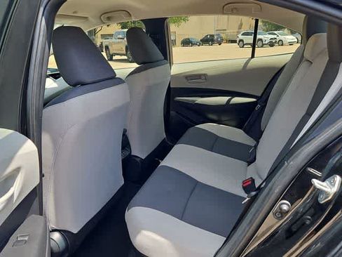 Used 2025 Toyota Corolla LE FWD image 16
