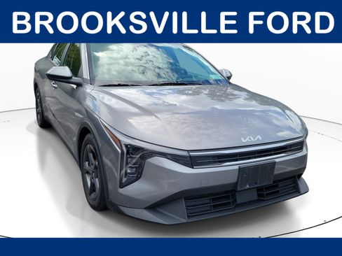 Used 2025 Kia K4 FWD image 1