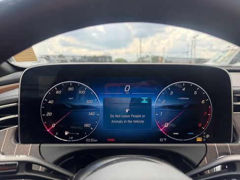 Used 2024 Mercedes-Benz E 450 4MATIC Sedan image 18