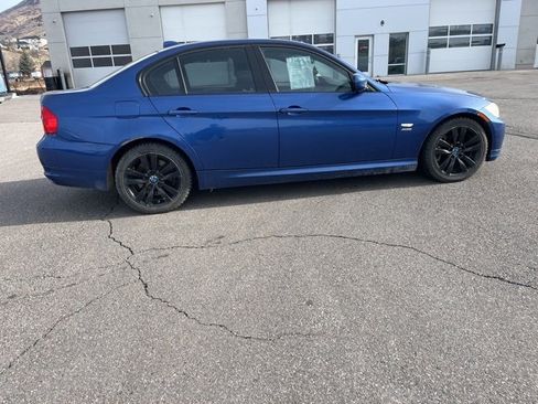 Used 2010 BMW 335i xDrive Sedan image 2