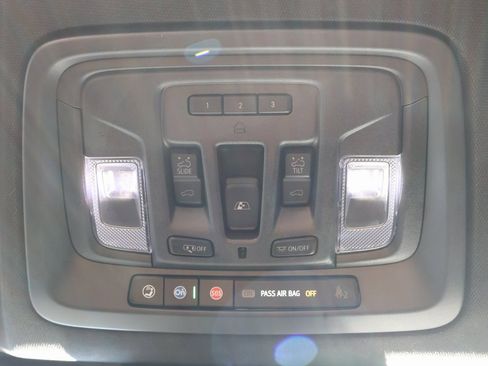 Certified 2025 Chevrolet Silverado 2500 High Country w/ High Country Premium Package image 34