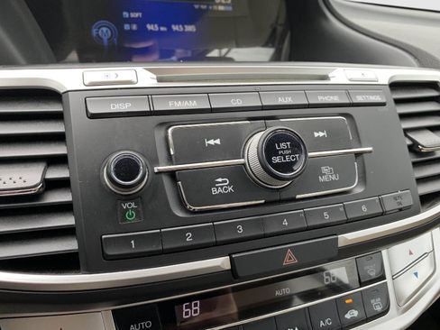 Used 2013 Honda Accord LX image 23