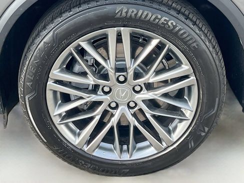 Used 2024 Acura MDX SH-AWD w/ Advance Package image 35