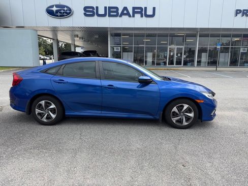 Used 2020 Honda Civic LX image 2