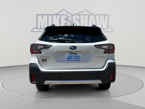 Used 2022 Subaru Outback Limited AWD/4WD image 4