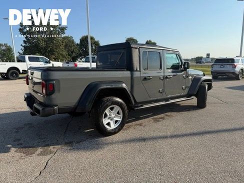 Used 2020 Jeep Gladiator Sport w/ Quick Order Package 24S AWD/4WD image 13