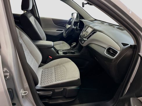 Used 2022 Chevrolet Equinox LT AWD/4WD image 32