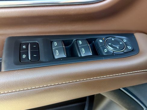 Certified 2023 Chevrolet Suburban High Country w/ LPO, Illumination Package image 18