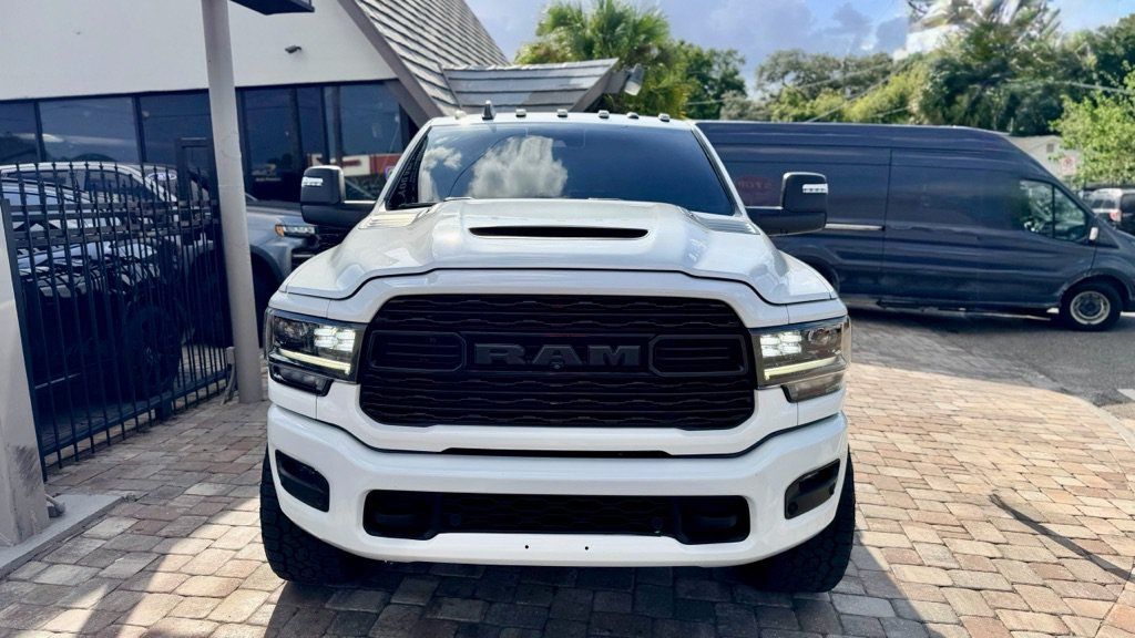Used 2024 RAM 2500 Limited AWD/4WD image 4