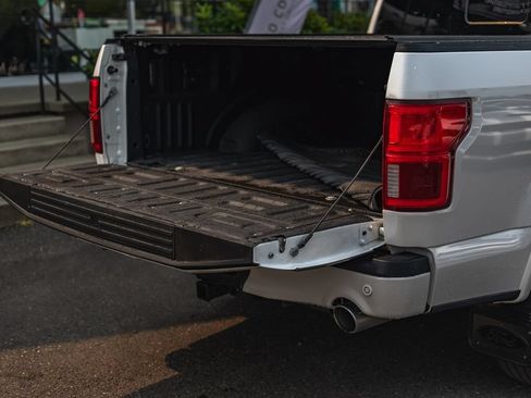 Used 2019 Ford F150 Limited AWD/4WD image 9