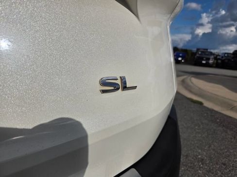 Used 2021 Nissan Rogue SL w/ Premium Package FWD image 12