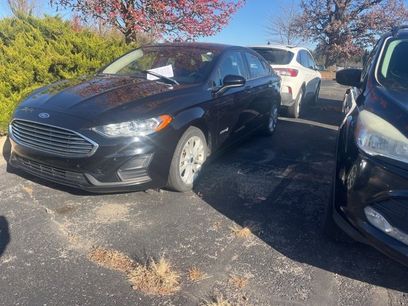 Used 2019 Ford Fusion SE