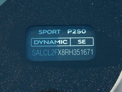 Used 2024 Land Rover Discovery Sport Dynamic SE image 32