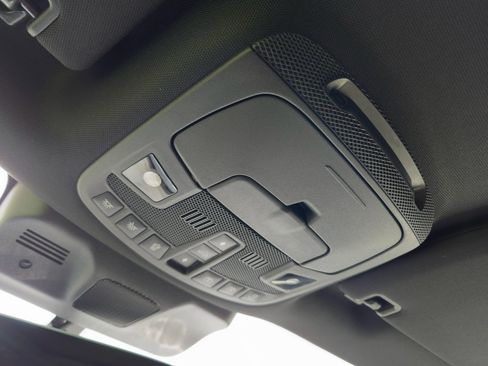 Used 2023 Lincoln Navigator Reserve image 19