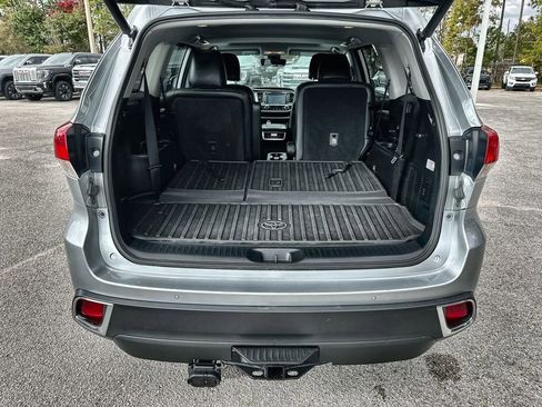 Used 2018 Toyota Highlander Limited image 26