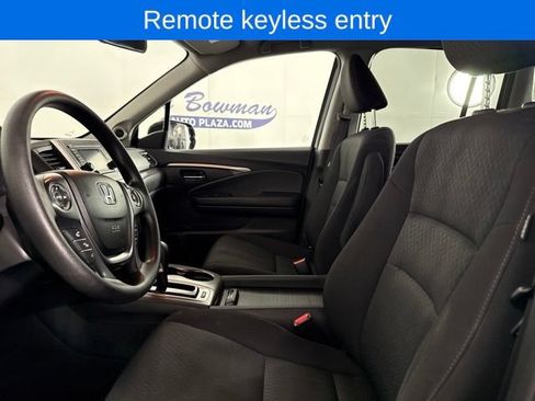 Used 2019 Honda Ridgeline Sport image 11
