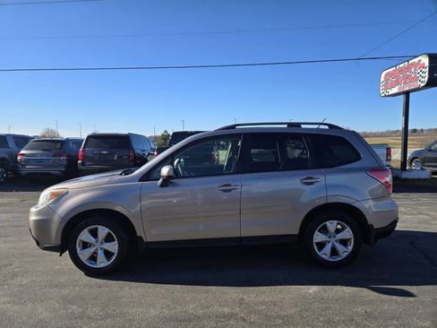 Used 2015 Subaru Forester 2.5i Premium image 4
