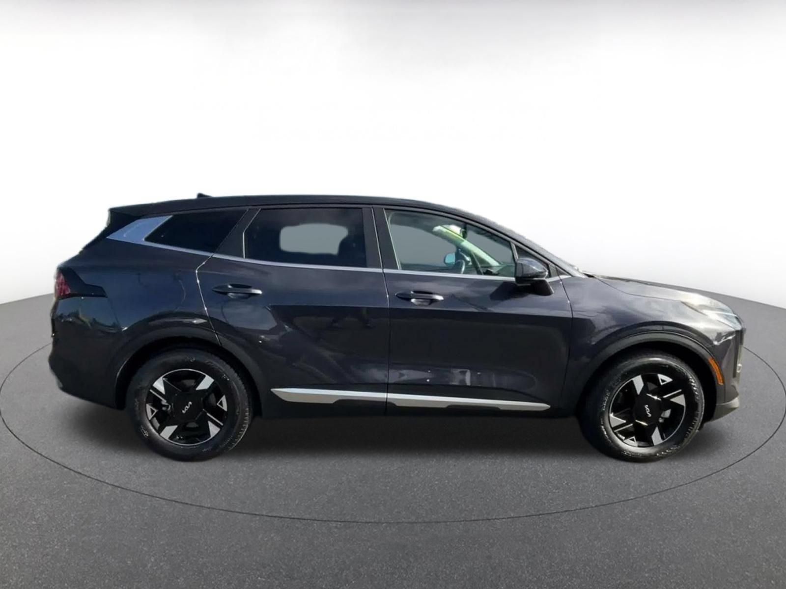 Used 2026 Kia Sportage LX FWD image 15