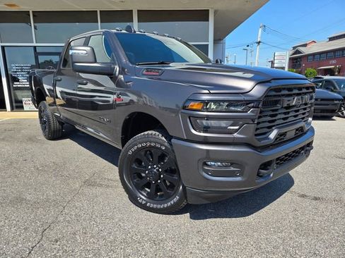 New 2026 RAM 2500 Big Horn AWD/4WD image 2