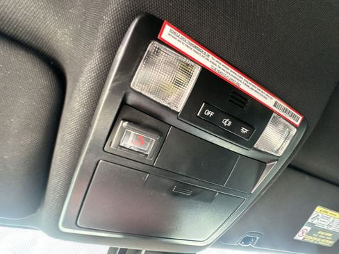 Used 2020 Toyota Tacoma SR5 image 16