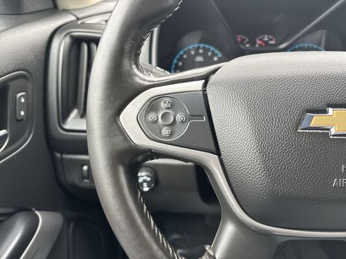 Used 2019 Chevrolet Colorado LT w/ LT Convenience Package AWD/4WD image 12