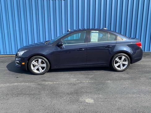 Used 2015 Chevrolet Cruze LT image 12