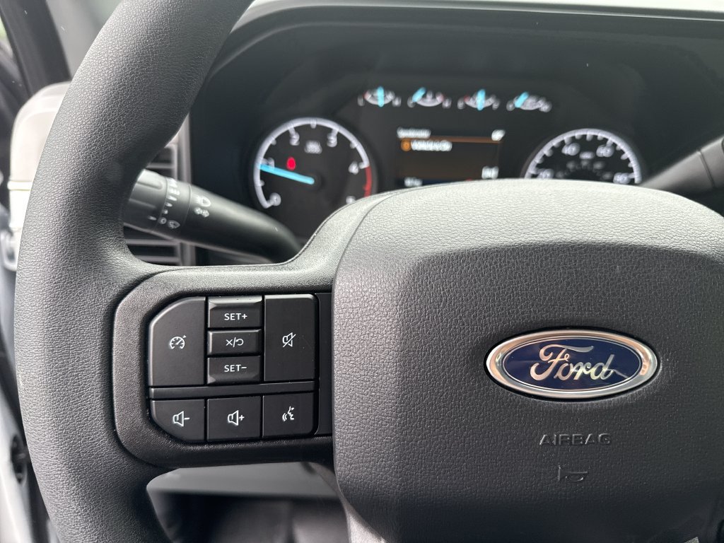 New 2026 Ford F350 XL w/ XL Driver Assist Package RWD image 25