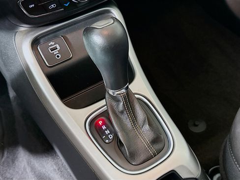 Used 2018 Jeep Compass Latitude w/ Popular Equipment Group image 20