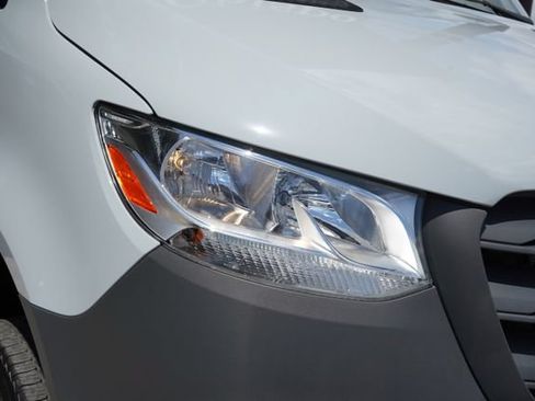New 2025 Mercedes-Benz Sprinter 2500 image 13