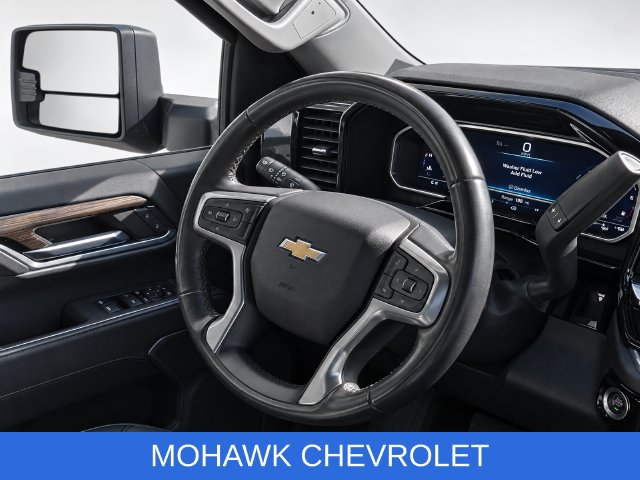 Used 2024 Chevrolet Silverado 3500 LT AWD/4WD image 22