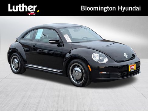Used 2015 Volkswagen Beetle 1.8T Classic FWD image 1