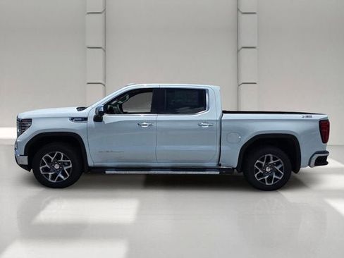 New 2026 GMC Sierra 1500 SLT AWD/4WD image 2
