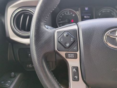 Used 2022 Toyota Tacoma 2WD Double Cab image 24