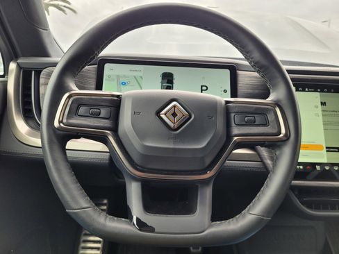 Used 2022 Rivian R1T Adventure image 26