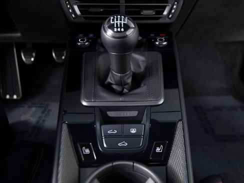 Certified 2023 Porsche 911 Carrera GTS RWD image 26