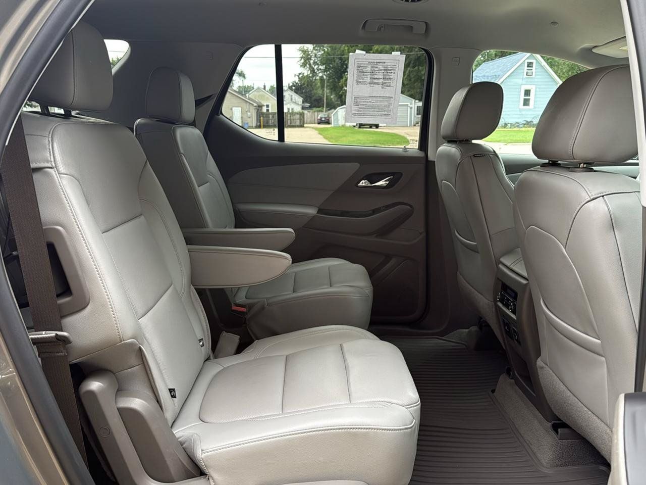Used 2019 Chevrolet Traverse Premier FWD image 23