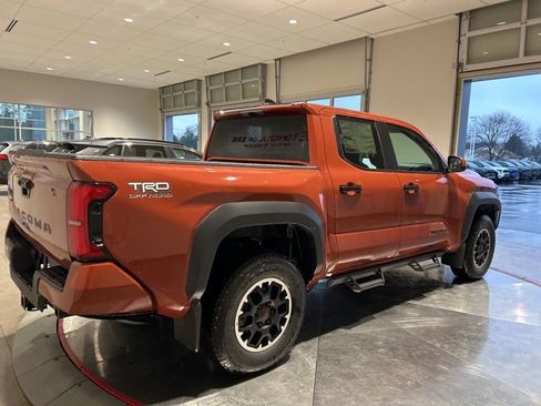 New 2025 Toyota Tacoma TRD Off-Road image 8